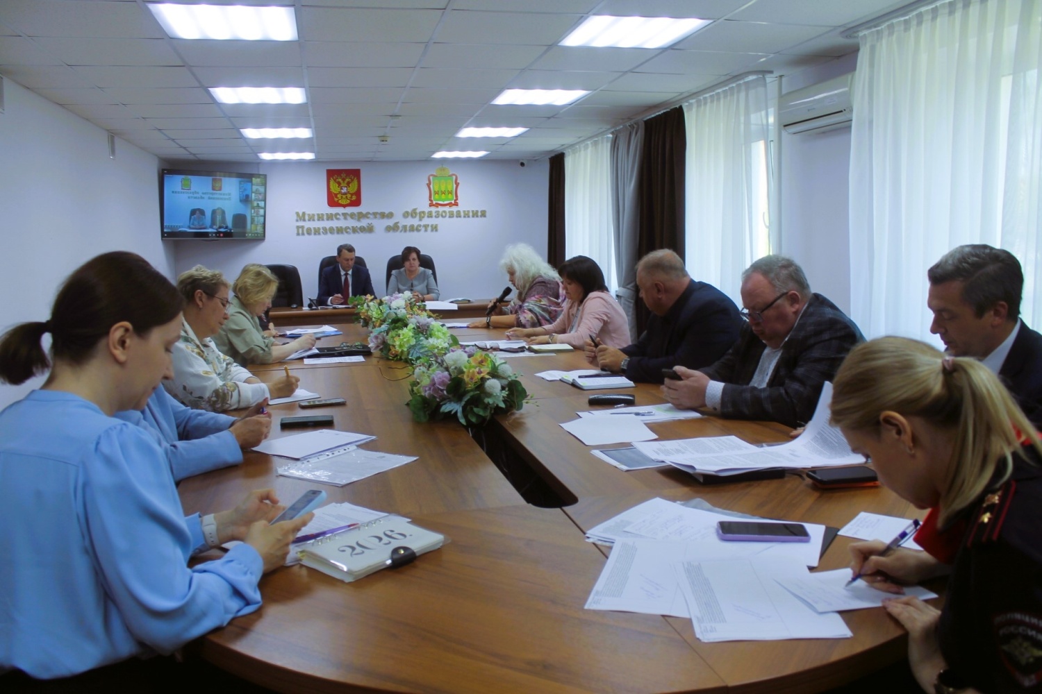 Встреча представителей власти и профильных ведомств Пензенской области по вопросам предупреждения чрезвычайных происшествий прошла в Министерстве образования Пензенской области 