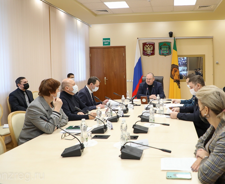 По поручению губернатора в новогодние праздники увеличат количество рейдов по социально неблагополучным семьям