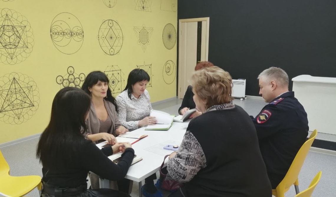 На базе центра «Не#Зависимость» в АНО «Наука и образование» прошло совещание с представителями органов системы профилактики города Пензы и Пензенской области.