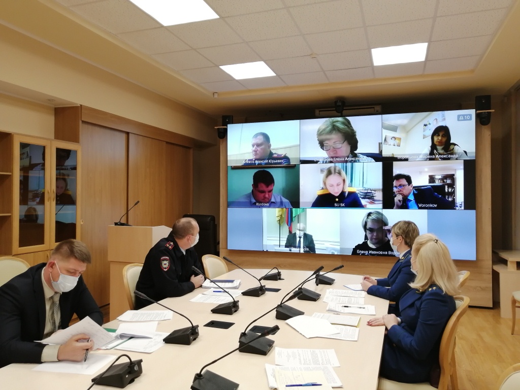 В Правительстве Пензенской области состоялось очередное заседание областной комиссии по делам несовершеннолетних и защите их прав