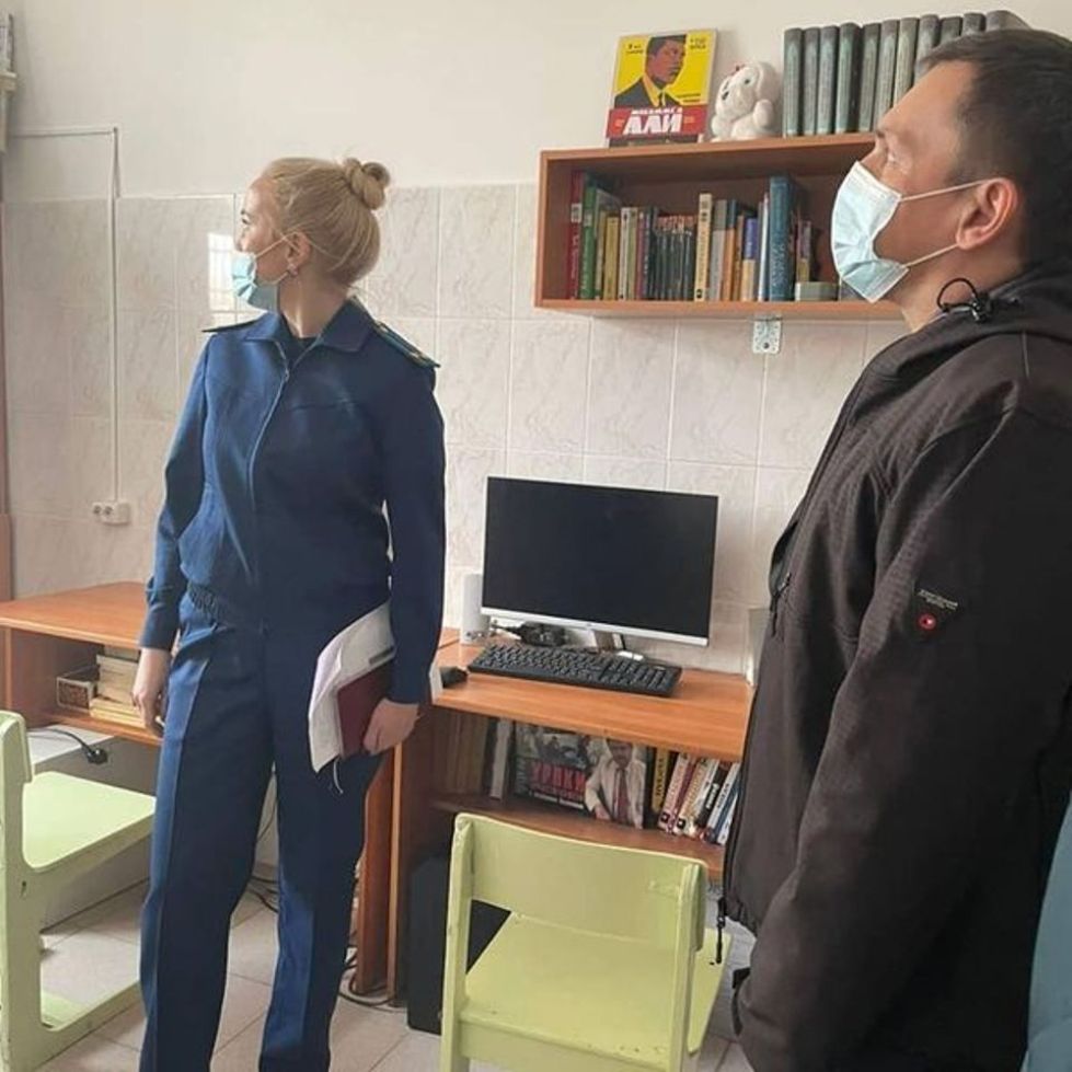 Представители надзорных ведомств посетили несовершеннолетних в СИЗО