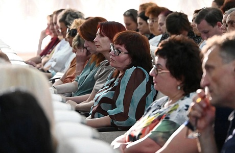 В Пензе впервые провели большое родительское собрание, посвященное безопасности детей летом 