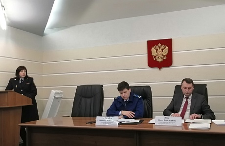 1 декабря, в прокуратуре Пензенской области состоялось заседание межведомственной рабочей группы по вопросам защиты прав и интересов несовершеннолетних.