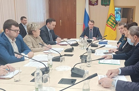 Итоги летней оздоровительной кампании подвели в областном правительстве